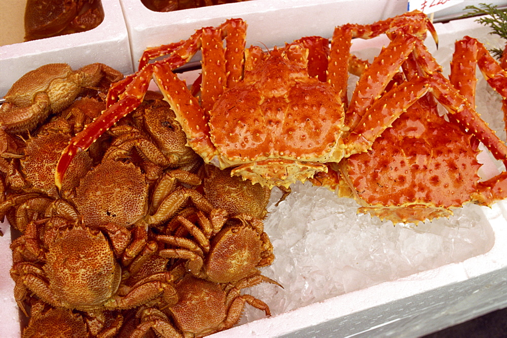 Crabs on ice for sale in the Seafood Market at Hakodate, Japan, Asia