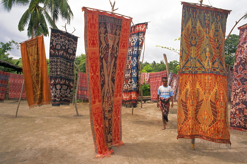 Ikat cloths for sale, Sumba (Soemba) , Lesser Sundas, Indonesia, Southeast Asia, Asia