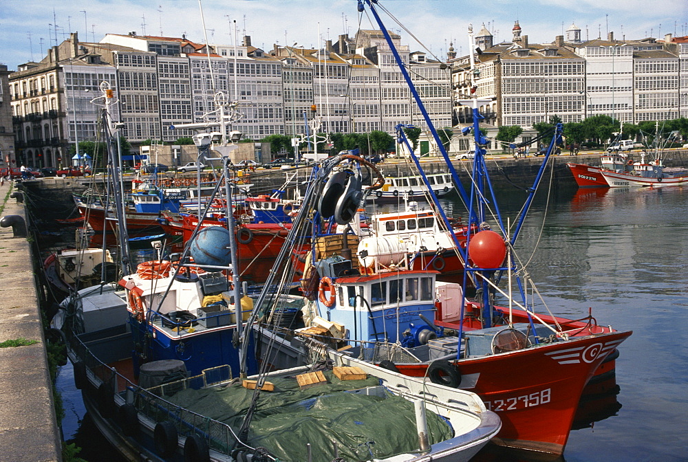 Marina opposite avenue of Galerias, with glass frontages, A Coruna, Galicia, Spain, Europe