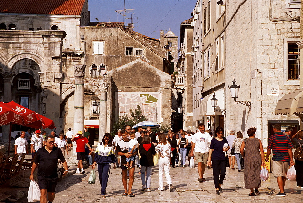 Pedestrian area, Diocletian's Palace, UNESCO World Heritage Site, Old Town, Split, Dalmatia, Croatia, Europe