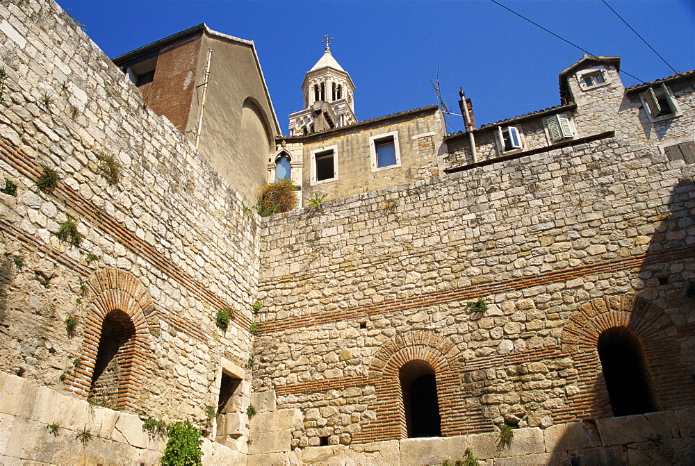 Inner Square of Diocletian's Palace, UNESCO World Heritage Site, at Split, Dalmatia, Croatia, Europe