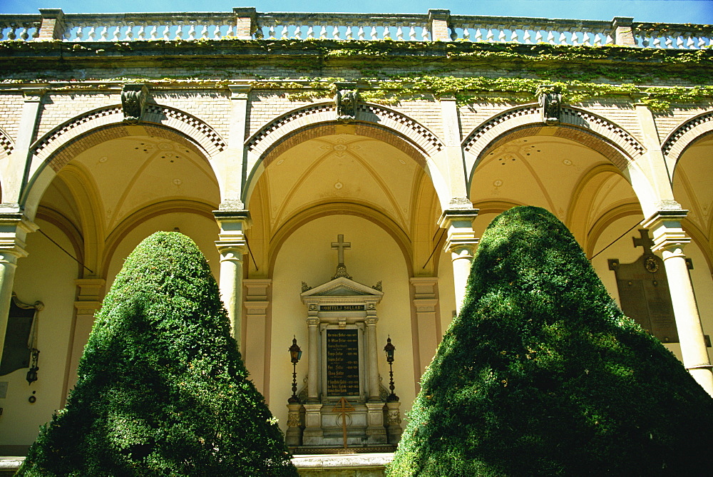 Mirogoj cemetery dating from 1876, architect Herman Bolle, Zagreb, Croatia, Europe