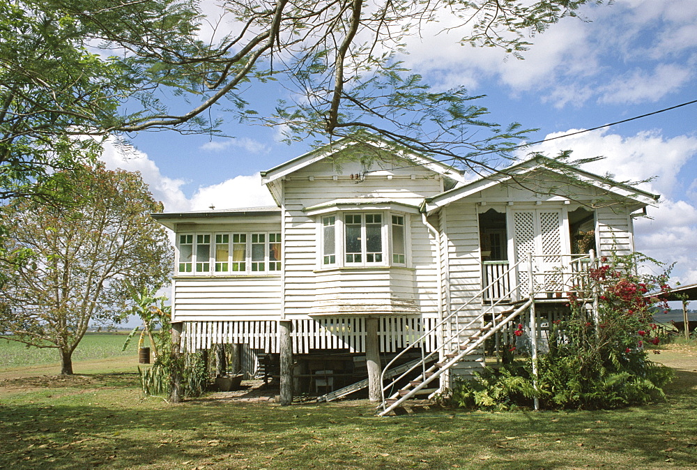 Queenslander, a rural house, near Mackay, Queensland, Australia, Pacific