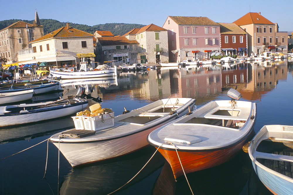 Morning calm in the harbour, Starigrad, Hvar Island, central Dalmatia, Croatia, Europe