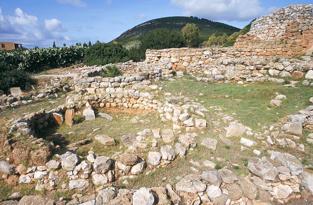 Nuraghe di Palmavera, dating from 13th century BC,near Alghero, Nurra province, Sardinia, Italy, Europe