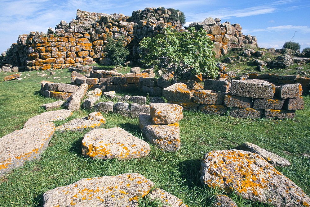 Nuraghe Santu Antine, near Torralba, also known as Nuraghe Majore, basalt, Sassari province, island of Sardinia, Italy, Mediterranean, Europe