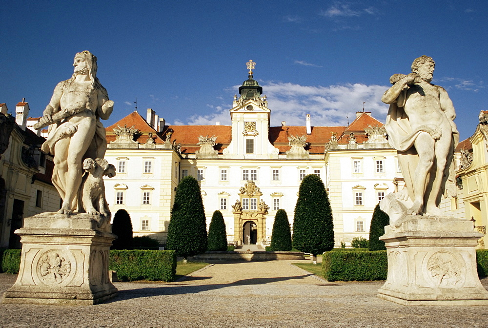 Baroque castle dating from the 12th century, with work by Italian architect Domenico Martinelli, Valtice, UNESCO World Heritage Site, South Moravia, Czech Republic, Europe