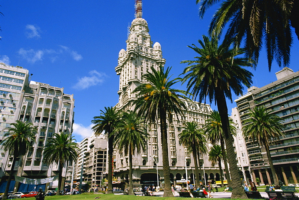 Street scene in Montevideo, Uruguay, South America