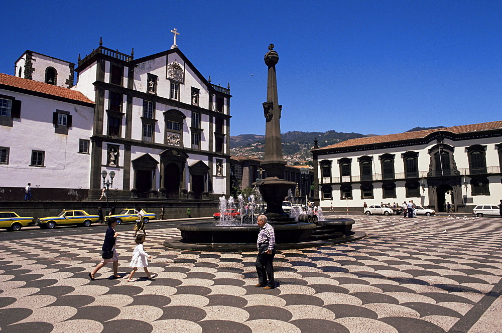 Praca do Municipio, Funchal, Madeira, Portugal, Europe