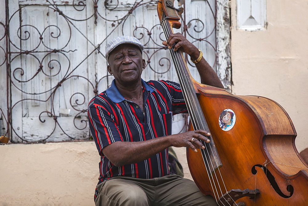 Musician, Santiago de Cuba, Santiago de Cuba Province, Cuba, West Indies, Caribbean, Central America