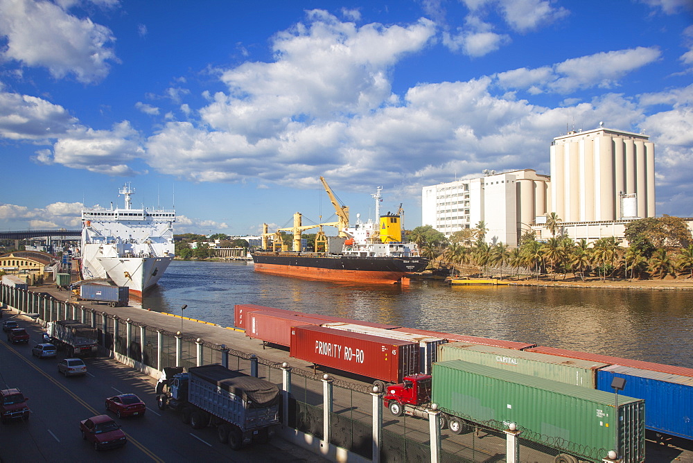 Container ship in Puerto Don Diago, Santo Domingo, Dominican Republic, West Indies, Caribbean, Central America