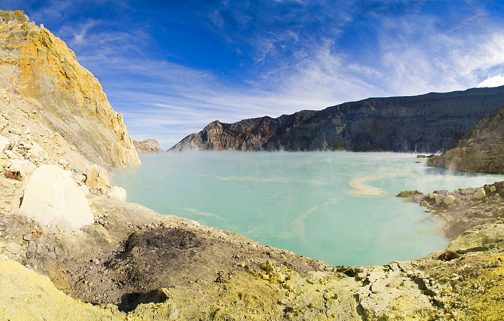 Kawah Ijen and its turquoise acid crater lake, Java, Indonesia, Southeast Asia, Asia