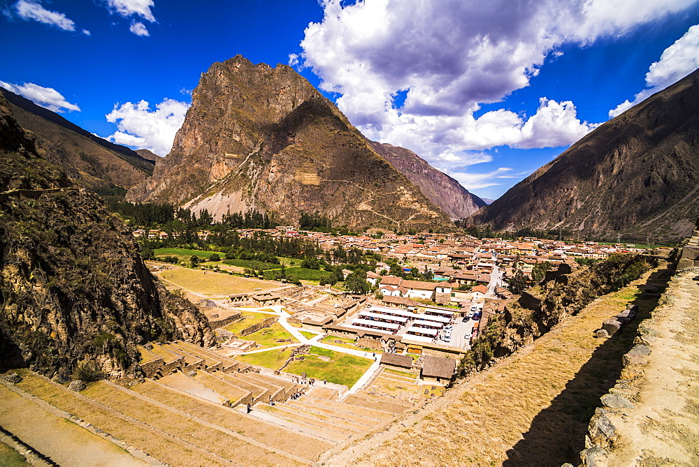 Inca Ruins of Ollantaytambo, Sacred Valley of the Incas (Urubamba Valley), near Cusco, Peru, South America