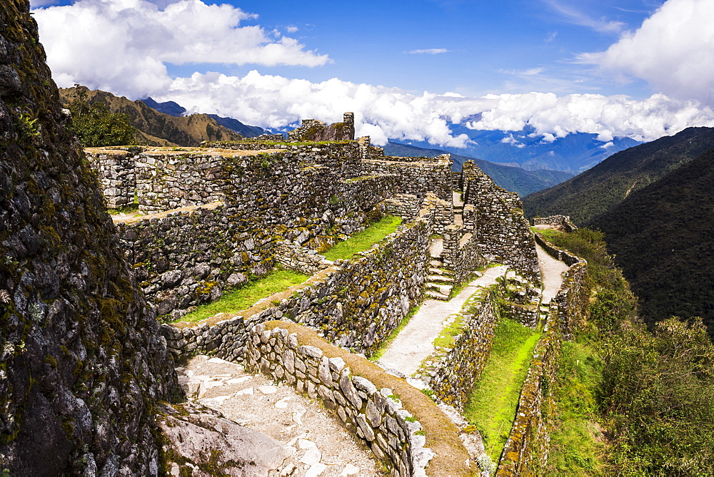 Sayacmarca (Sayaqmarka) Inca ruins, Inca Trail Trek day 3, Cusco Region, Peru, South America