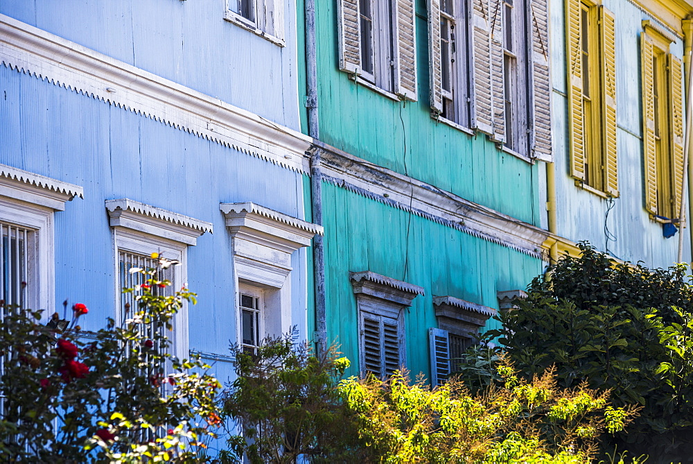 Colourful houses in Valparaiso, Valparaiso Province, Chile, South America