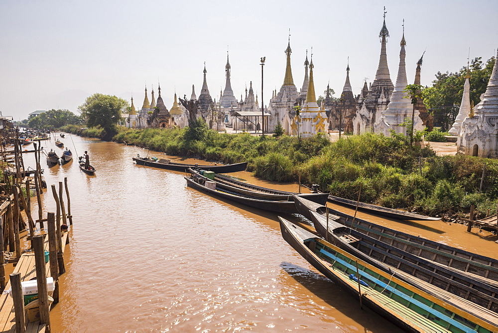 Stupas at Ywama Paya Buddhist Temple Complex, Inle Lake, Shan State, Myanmar (Burma), Asia