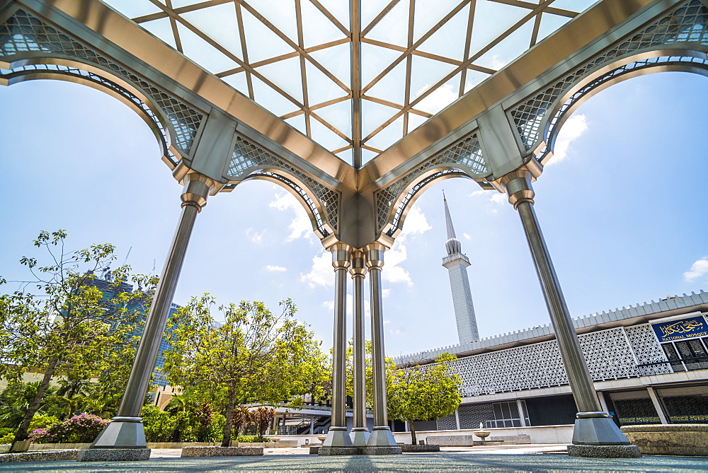 National Mosque (Masjid Negara Mosque) (Grand Mosque), Kuala Lumpur, Malaysia, Southeast Asia, Asia