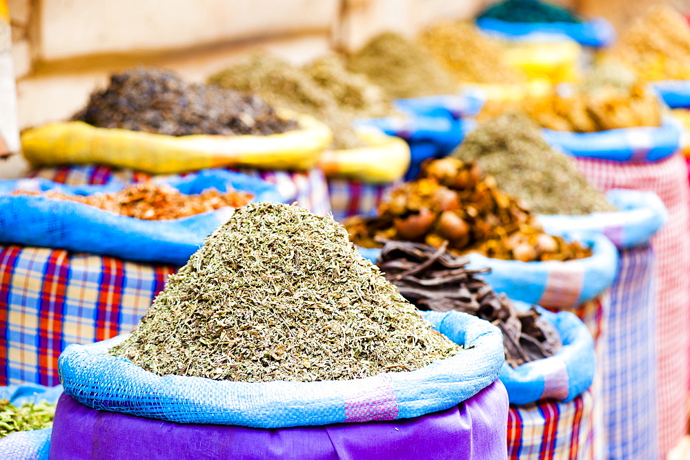 Colourful spices in the souks just off Djemaa El Fna, Marrakech, Morocco, North Africa, Africa 