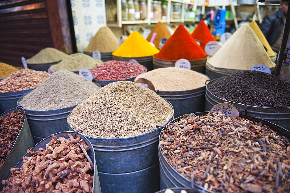 Colourful spices for sale in the Marrakech souks, Morocco, North Africa, Africa