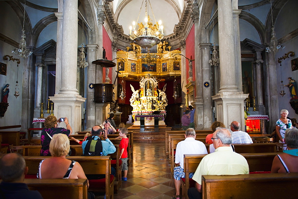 Tourists inside the Church of St. Blaise, Dubrovnik Old Town, UNESCO World Heritage Site, Dubrovnik, Croatia, Europe 