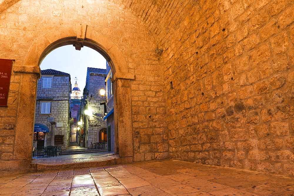 Korcula Revelin, the entrance to Old Korcula Town at night, Korcula Island, Dalmatia, Croatia, Europe