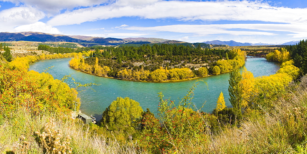 Autumn panorama of the Clutha River, South Island, New Zealand, Pacific 