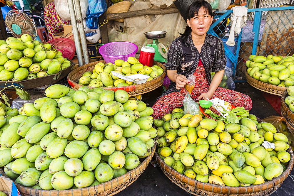 Fresh produce for sale at market at Chau Doc, Mekong River Delta, Vietnam, Indochina, Southeast Asia, Asia