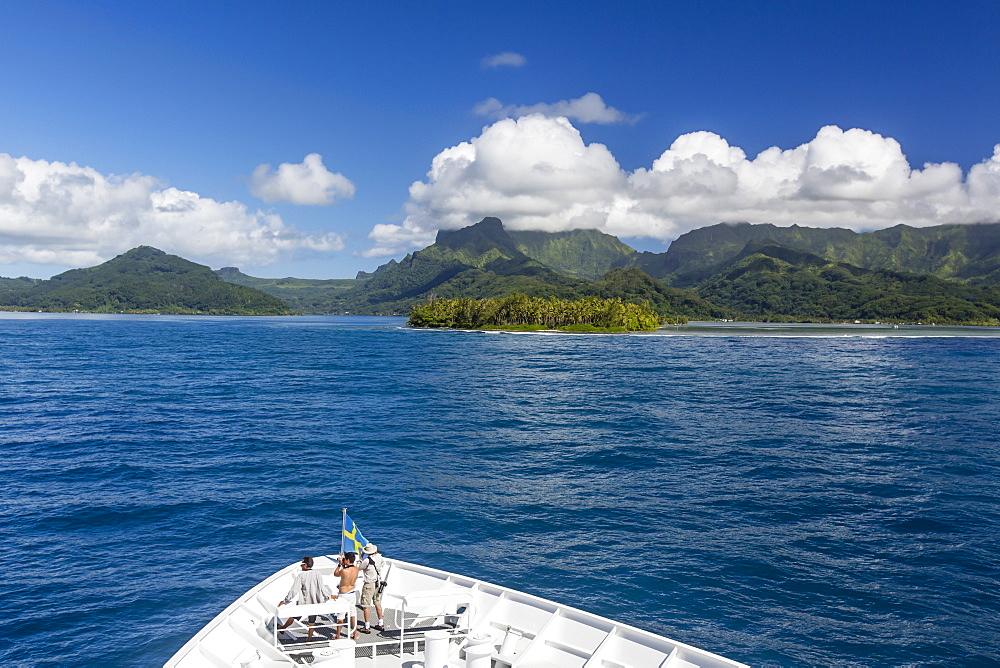 On approach to Raiatea through a break in the atoll reef, Society Islands, French Polynesia, South Pacific, Pacific