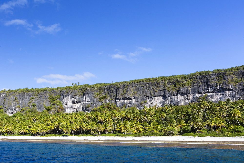 Rising to 260 feet above sea level, Makatea is a raised coral atoll with fresh water, Tuamotus, French Polynesia, South Pacific, Pacific