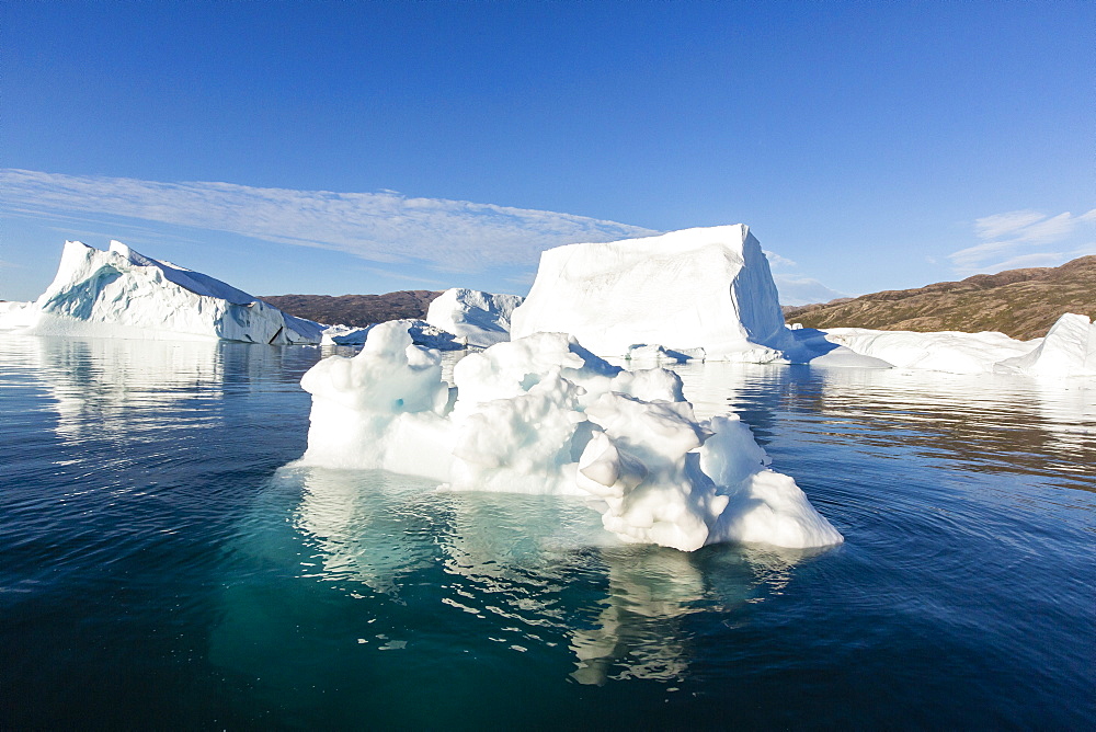 Grounded icebergs, Rode O (Red Island), Scoresbysund, Northeast Greenland, Polar Regions