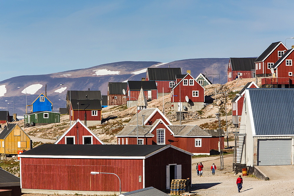 Inuit village, Ittoqqortoormiit, Scoresbysund, Northeast Greenland, Polar Regions