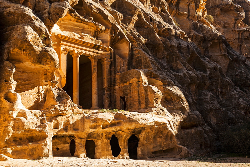 Temple, Siq el-Barid, Little Petra, Wadi Musa, Jordan, Middle East