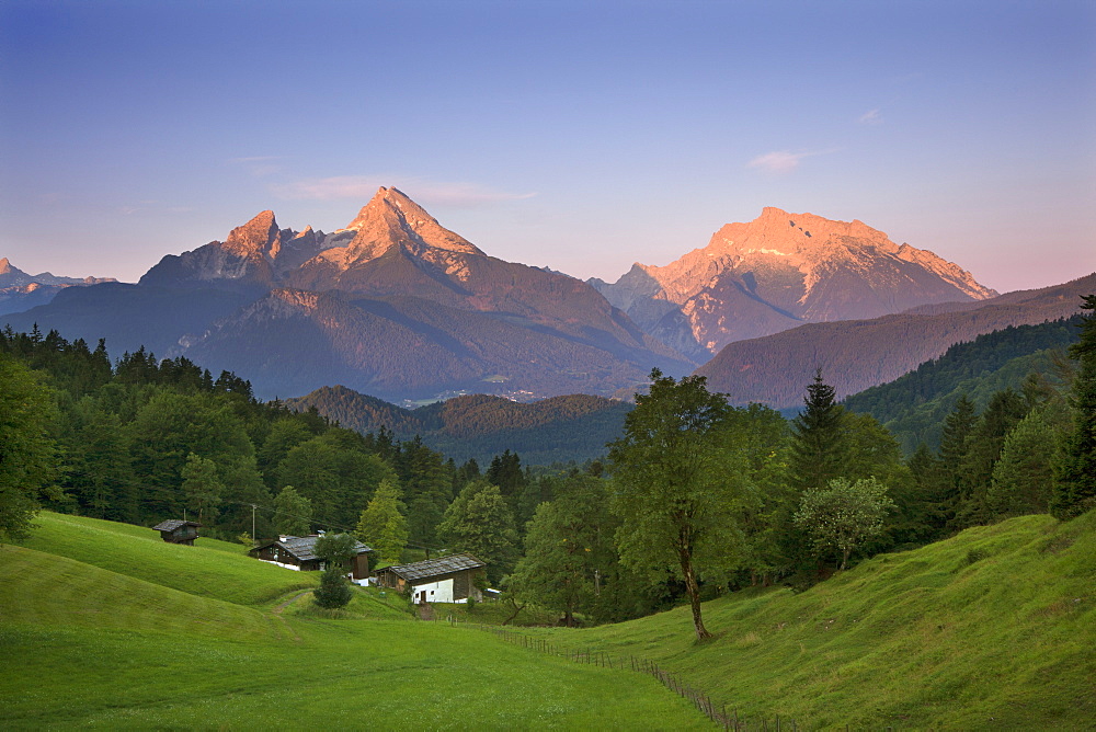 Farm in front of Watzmann and Hochkalter in the morning light, Berchtesgaden region, Berchtesgaden National Park, Upper Bavaria, Germany