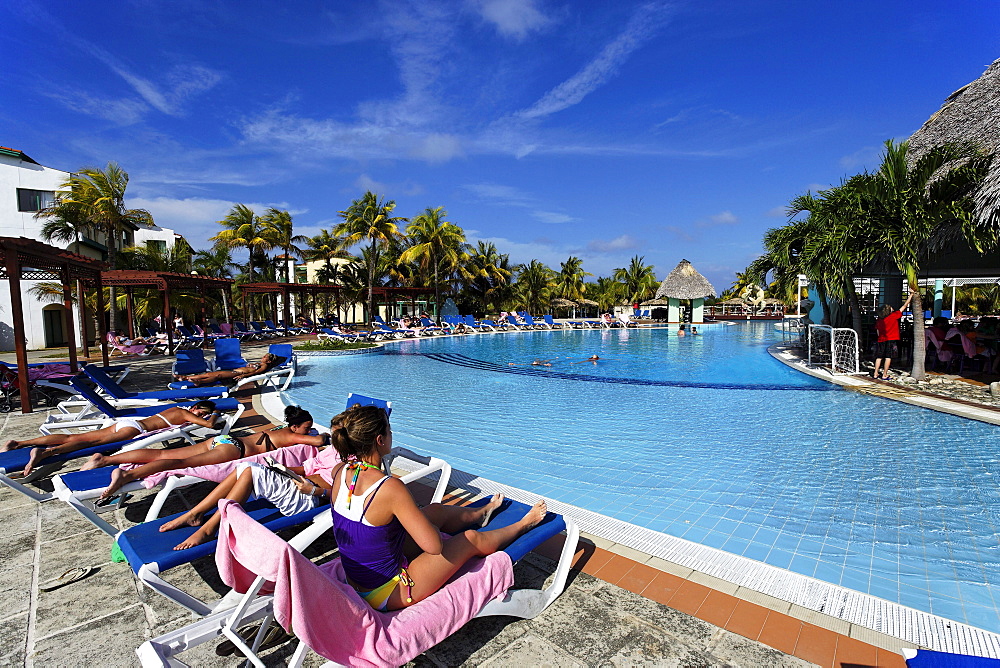 Swimming pool, Hotel NH Krystal Laguna Villas and Resort, Cayo Coco, Ciego de Avila, Cuba, West Indies