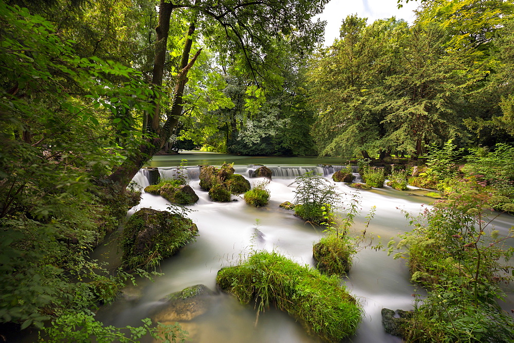 Eisbach waterfall in the English Garden, Munich, Upper Bavaria, Bavaria, Germany