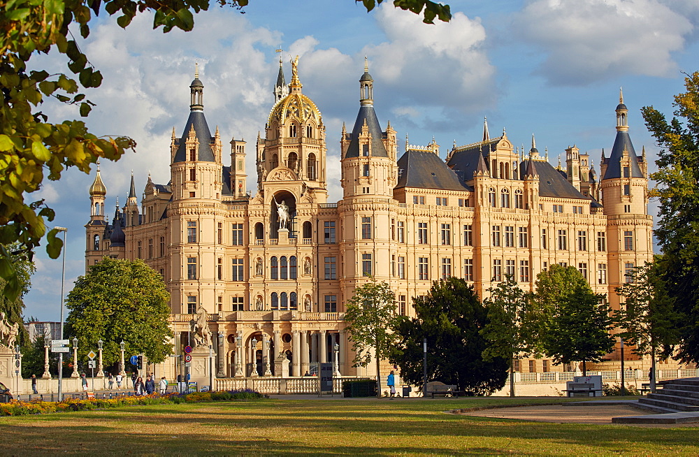 Schwerin castle, Schwerin, Mecklenburg Vorpommern, Germany