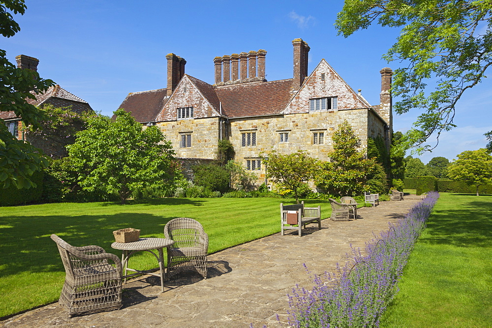 Manor house, Bateman's, home of the writer Rudyard Kipling, East Sussex, Great Britain