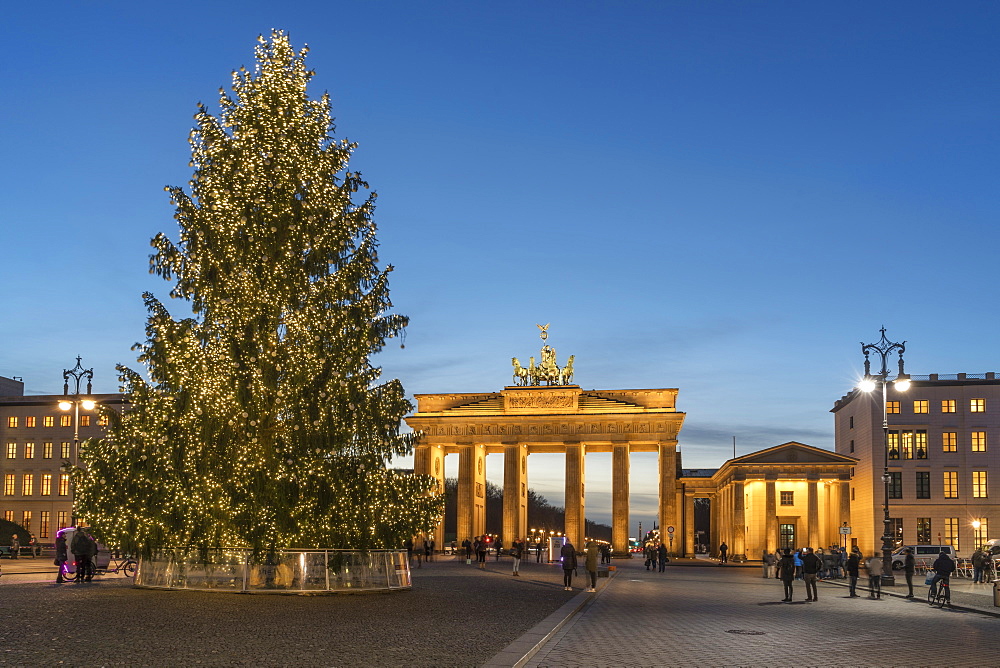 Christmas Tree on Pariser Platz and Brandenburg Gate, Berlin Germany