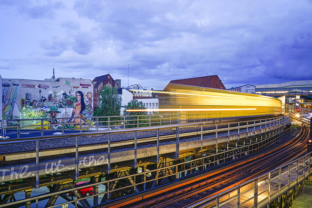 Graffiti of the streetart project interbrigadas on the rear wall of the hotel mercure in Berlin, Germany