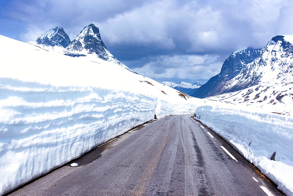 Spring, Fjellet, Mountains, Snow, Road, Passroad, Norway, Europe