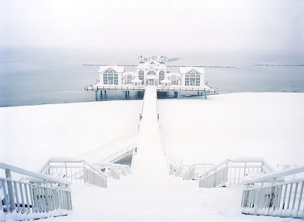 Pier in winter, Sellin, Rugen island, Mecklenburg-Western Pomerania, Germany