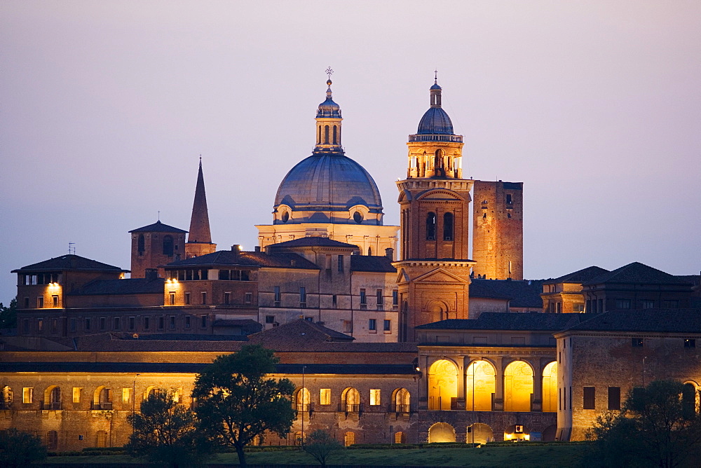 The Palazzo Ducale and the Basilica di Sant'Andrea in the evening, Mantua, Lombardy, Italy, Europe