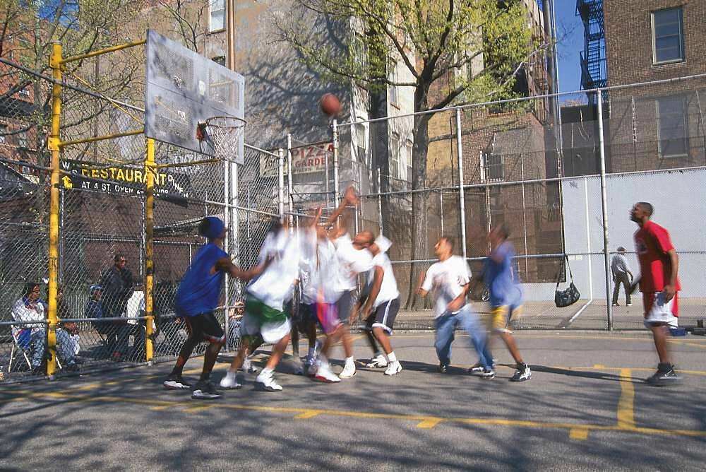 Young men playing basketball, Manhattan, New York City, New York, USA, America