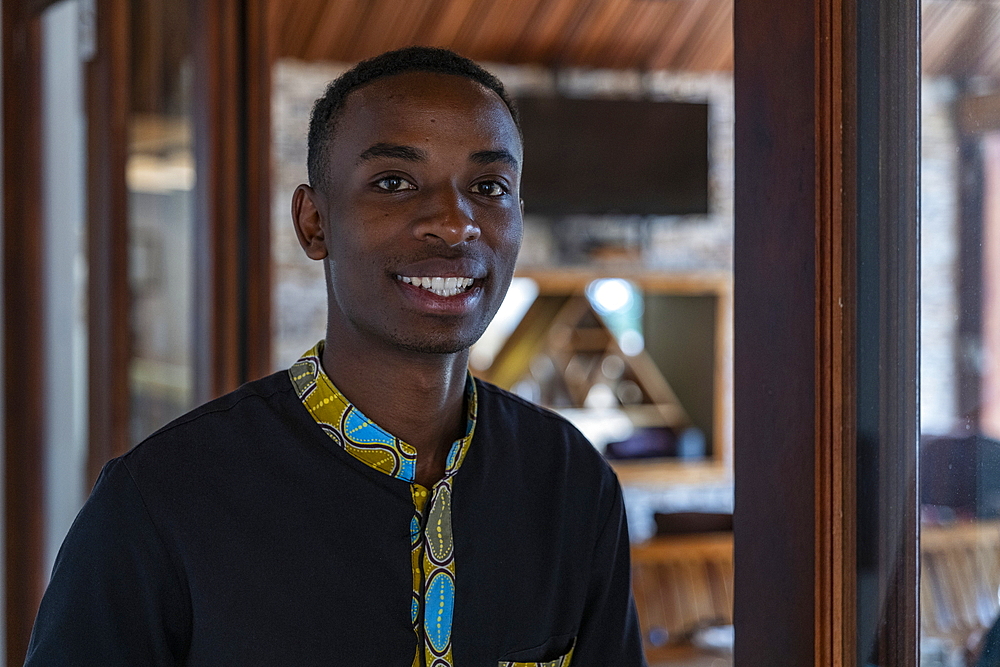 Friendly welcome at the reception in the boutique hotel The Retreat by Heaven, Kigali, Kigali Province, Rwanda, Africa