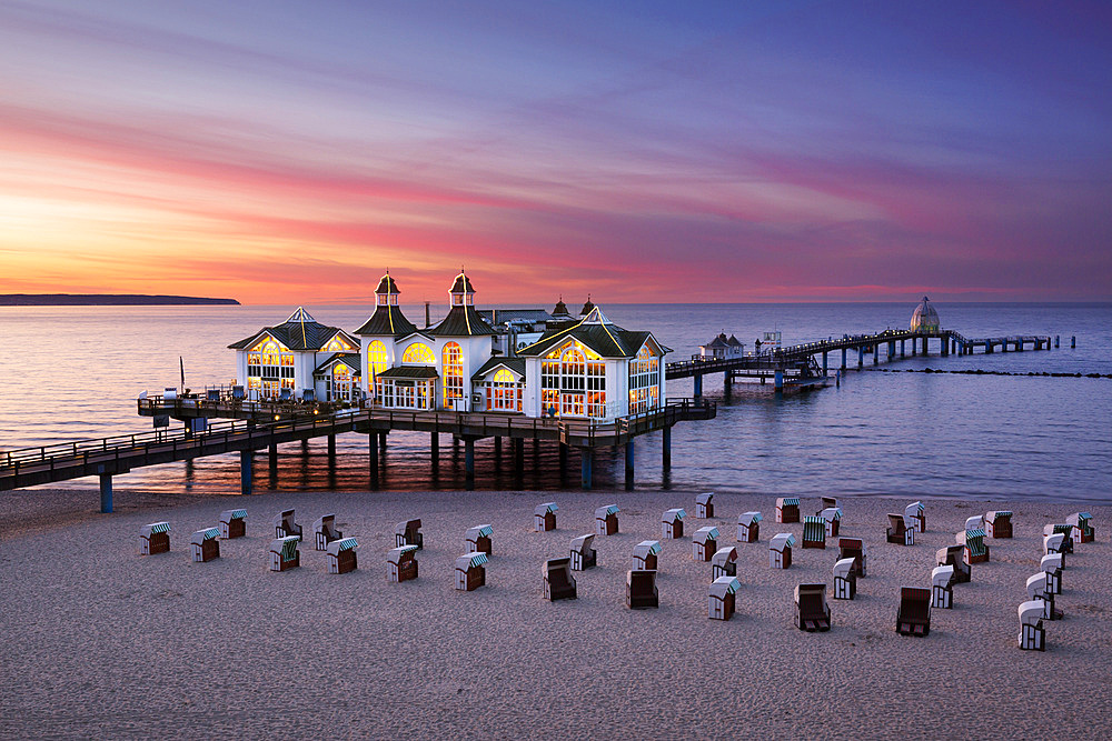 Pier, Sellin, Ruegen, Baltic Sea, Mecklenburg-Western Pomerania, Germany