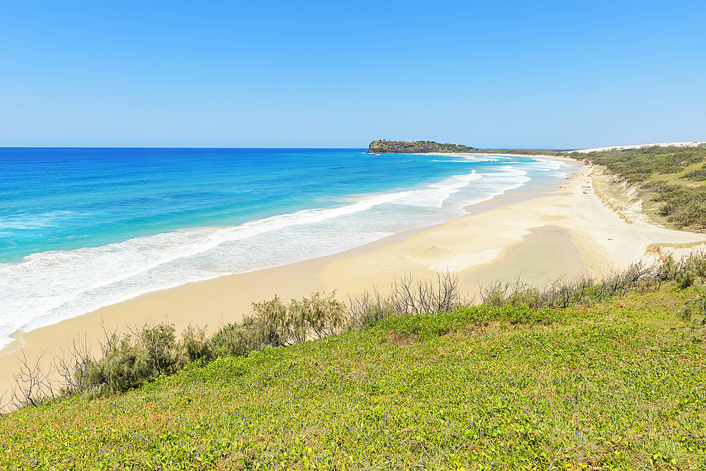 Seventy Five Mile Beach, Great Sandy National Park, Fraser Island, Queensland, Australia