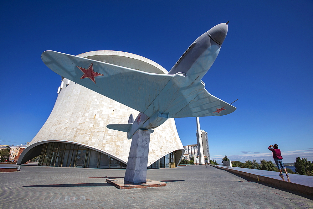 Yak-3 aircraft from World War II exhibited in front of the Volgograd Panorama Museum, Volgograd, Volgograd District, Russia, Europe