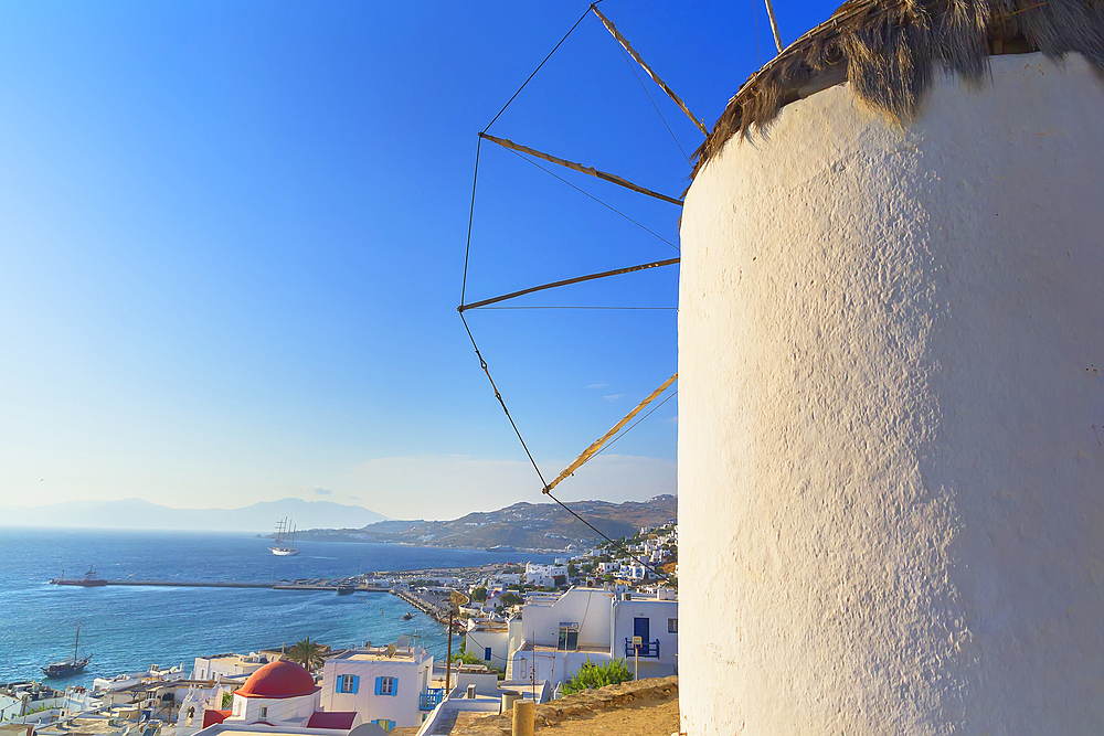 Boni's Windmill overlloking Mykonos Town, Mykonos, Cyclades Islands, Greece