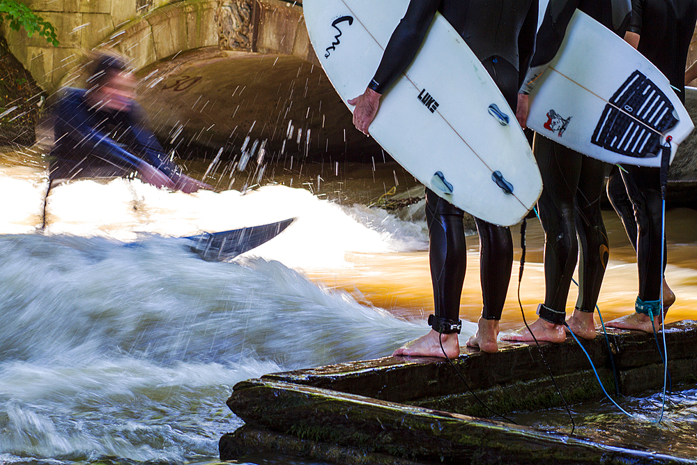 Eisbach surfers, Munich English Garden, Eisbach wave