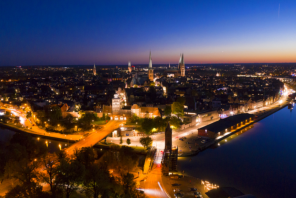 Evening view of the old town and the castle gate, Hanseatic City of Luebeck, Schleswig-Holstein, Germany